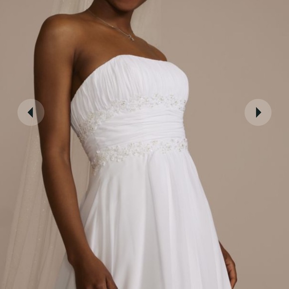 David’s Bridal Collection Chiffon A-Line Wedding Dress with Beads Style 9V9743 - Picture 4 of 11